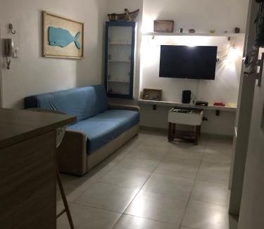Aparecida Apartamento | Apto em Santos com AR e Wi-Fi na rua da praia