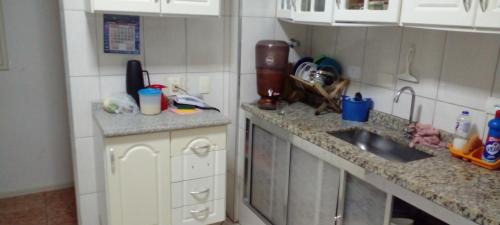 Asturias Apartamento | Apto familiar no Guarujá, próximo da Praia das Astúrias