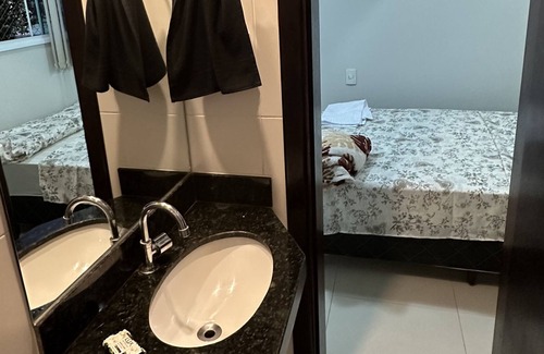 Segismundo Pereira Apartamento | Apto Lindo e Confortável Próx: Parque Sabia, Shopping, Centro, Aeroporto
