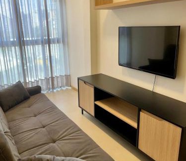 Centro Apartamento | Apto Moderno com garagem passos a Vila Germânica