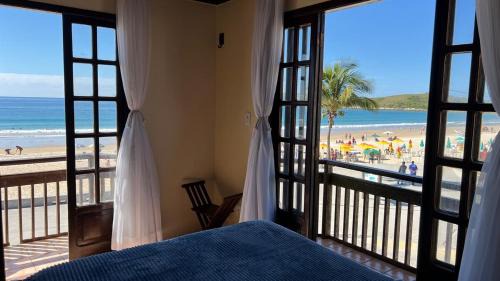 Pero Apartamento | Apto Pé na Areia Praia do Peró