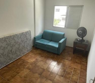 Guilhermina Apartamento | APTO próx da praia com garagem