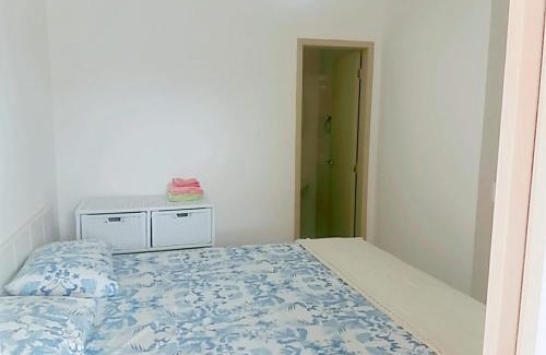 Vila Clais Apartamento | Apto Praia Bertioga - 3 dormitorios sendo uma suite
