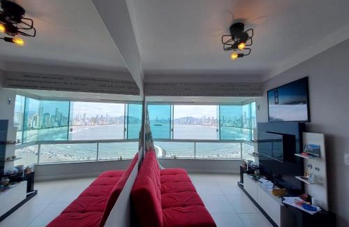 Pioneiros Apartamento | Apto top, a melhor vista de Balneário Camboriú!