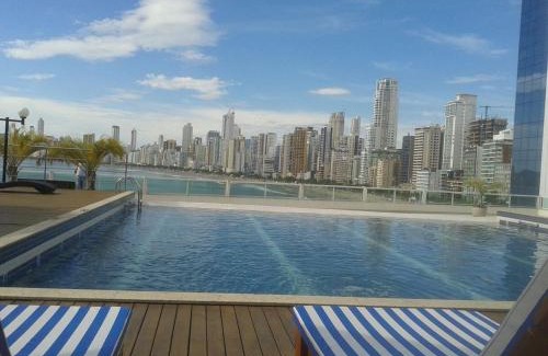 Pioneiros Apartamento | Apto top, a melhor vista de Balneário Camboriú!