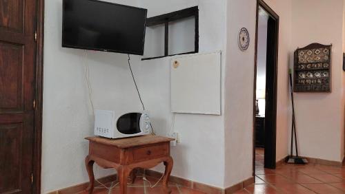 El Guincho Apartamento | Aptos Monasterio de San Antonio 2