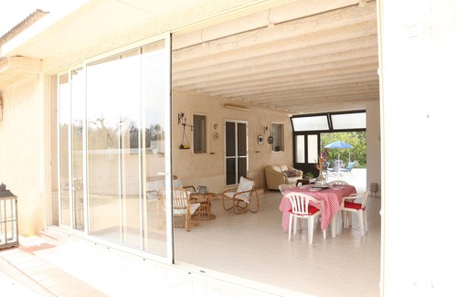 San Vito dei Normanni Casa | Espléndida masía en olivar a 4 KM DE TORRE GUACETO.