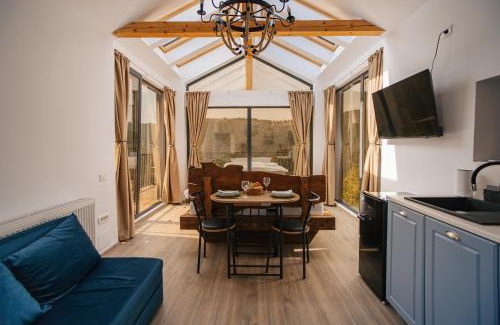 Horea Casa | Apuseni Air - Luna