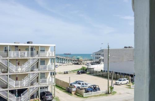 North Carolina Coast Casa | Aqua Blue by Bryant Real Estate