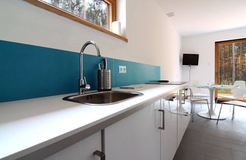 Osjakow Cabaña | 'Aqua cottage' en un pequeño complejo familiar en Forest upon Warta Rive