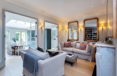 St. Mary's Park Casa | Aqua Nova Elegance, by Veeve