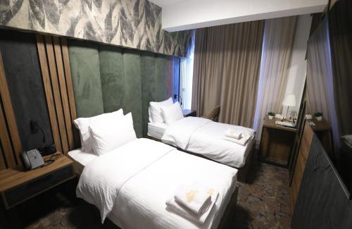 Sumadija Hotel | Aqua Raj ND
