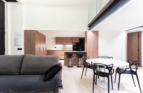 Penya-roja Apartamento | Aqua Suites Ciudad de las Artes II. A/A + 6 Pax