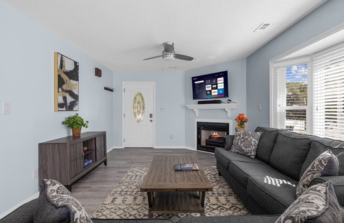 Crescent Beach Casa | Aqua Vista | 5 Bed, 4 Bath