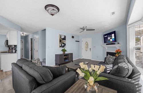 Crescent Beach Casa | Aqua Vista | 5 Bed, 4 Bath