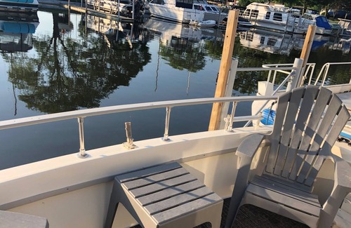 Douglas Alquiler De Eote | Aqua Vista- In the Heartbeat of Saugatuck