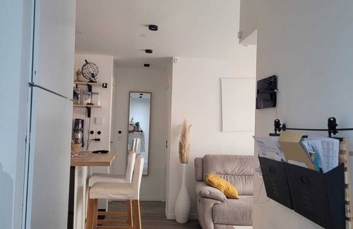 Corbeil-Essonnes Apartamento | Aquarelle Home