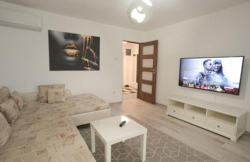 Buzau Apartamento | Aquarium Apartment