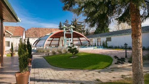 Mosonmagyarovar Hotel | Aquasol Resort