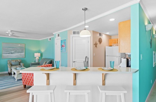 West Panama City Beach Condominio | AquaVista by Book That Condo