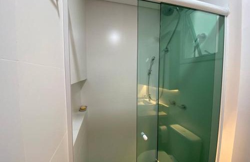 Ingleses Centro Apartamento | Ar Condicionado com garagem coberta a 800m do mar