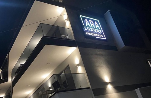 Polichrono Apartamento | ARA Luxury Suites