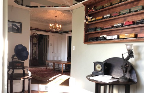 Buxton Otro | Arabella Estate with pool and event barn 15 min. to sandy Pine Point Beach!