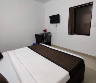 Shikohabad Casa | Aradhaya Guesthouse
