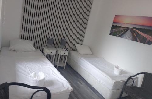 Alsóörs Hotel | Aranysas bungalló