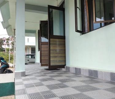 Sohra Casa | Arara in