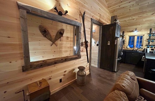 La Malbaie Chalet De Esquí | Arawak - Chalet Confortable et Moderne Avec Jaccuzzi