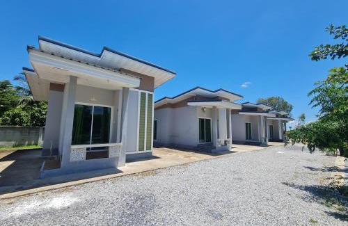 Uthai Thani Casa | Araya Cottage
