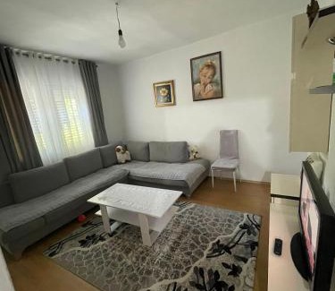 Elbasan Apartamento | Arbnb Cuni