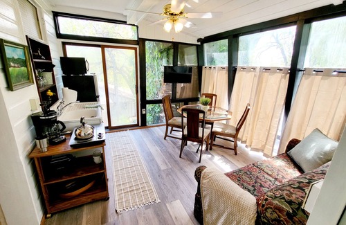 Frederick Apartamento | Arboretum Suite in the historic Manor House!