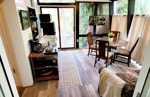 Frederick Apartamento | Arboretum Suite in the historic Manor House!