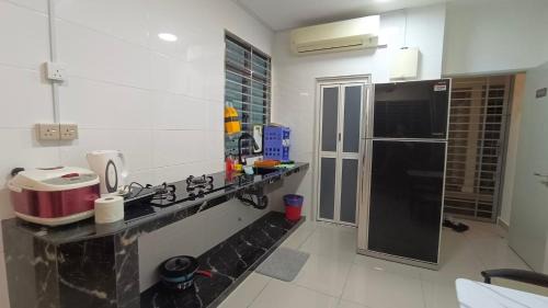 Taman Daya Apartamento | Arc austin hill by wendy