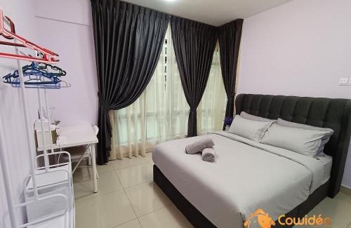 Taman Daya Apartamento | ARC Austin Hills Apartment #2BR2B 5pax by Cowidea