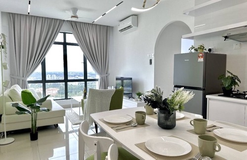 Taman Daya Apartamento | ARC Austin Hills Residensi By Antlerzone