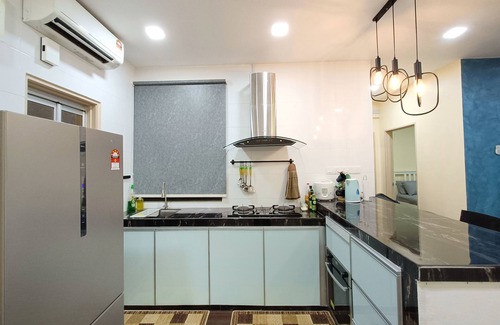Taman Daya Apartamento | ARC Austin Hills Residensi By Antlerzone