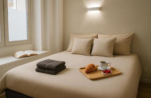 Quartier de la Plaine-de-Monceaux Apartamento | ARC DE TRIOMPHE -Marie Antoinette garden Résidence Hôtel
