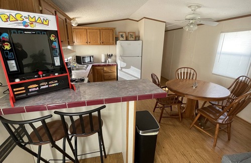 Norwalk Casa | Cedar Point / Kalahri Escape / Sports force Park