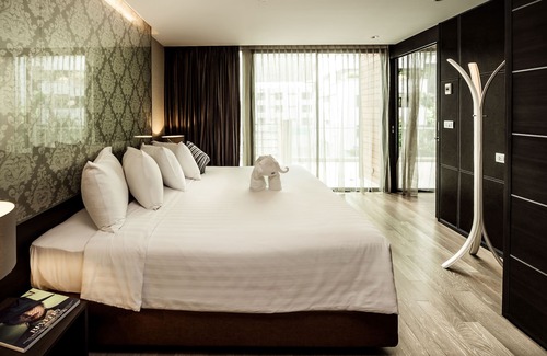 Ploenchit Hotel | Arcadia Residence Ploenchit Bangkok by Compass Hospitality