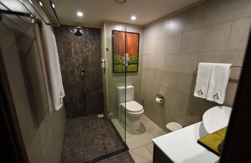 Central Kampala Hotel | Arcadia Suites