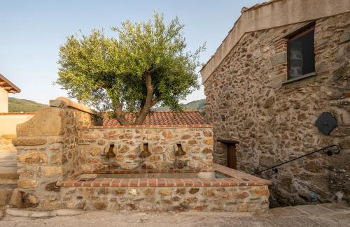 Sant'Angelo di Brolo Casa | Arcaloro Resort Rooms