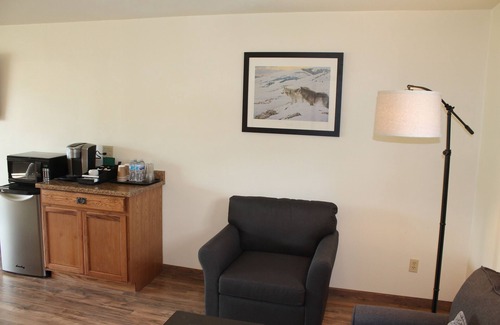Gardiner Apartamento | Nuevo y espacioso estudio de 550 pies cuadrados en Gardiner MT, en la entrada norte a Yellowstone