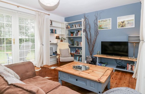 Leominster Cabaña | ARCHERS COTTAGE, romantic, character holiday cottage in Leominster
