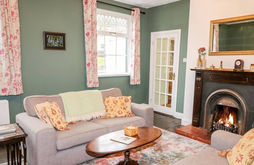 Ballymoney Casa | ARCHIE'S SCHOOLHOUSE, family friendly in Armoy, County Antrim