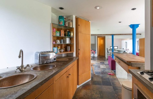 Cranbrook Casa | Architect converted barn in lovely rural setting