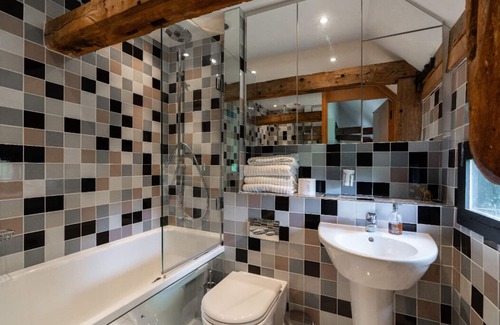 Cranbrook Casa | Architect converted barn in lovely rural setting