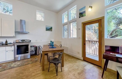 Topanga Casa | Architect-Rebuilt Topanga Home 9,858 Monthly Artistic & Private